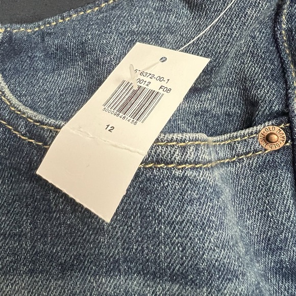 Old Navy Maternity OG Straight Front Low Panel Denim Jean Shorts Size 12 - Picture 6 of 6